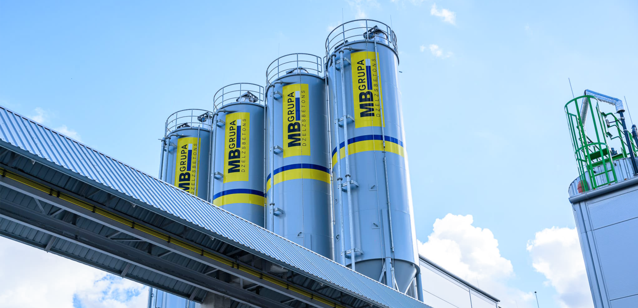 Celtņa operators/-e