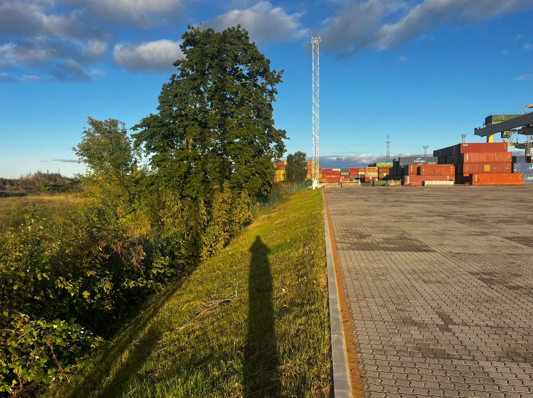 Esošā konteineru laukuma rekonstrukcija Jaunais laukums konteineru glabāšanai Rīgā, Kundziņsala, Rīgas brīvostas teritorija