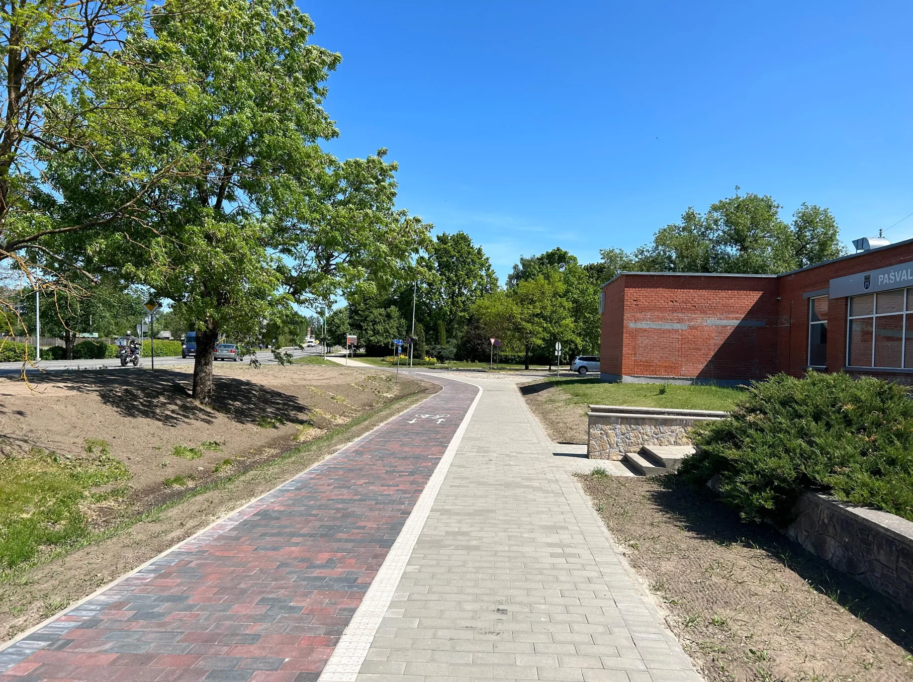 Seguma atjaunošana Rīgas ielā, Salaspilī un rotācijas apļa izbūvi Rīgas ielas krustojumā ar Zvaigžņu ielu un Zvaigžņu ielas posma būvniecību no Rīgas ielas līdz Lauku ielas rotācijas aplim