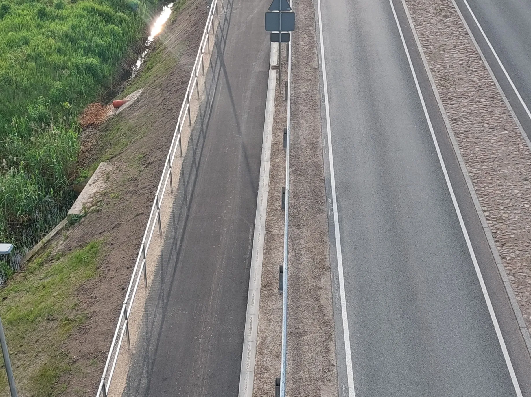 Gājēju - velosipēdistu ceļa izbūve gar valsts reģionālo autoceļu P93 Jelgava – Iecava posmā no 3.20 km - 6.50 km (no Jelgavas līdz Ānes un Teteles ciematiem)